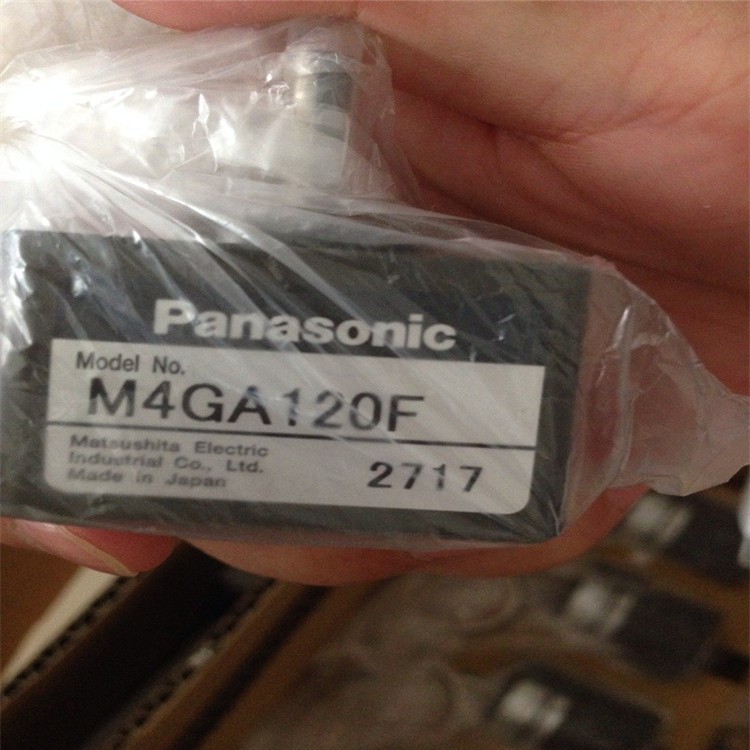 m4ga120f.jpg