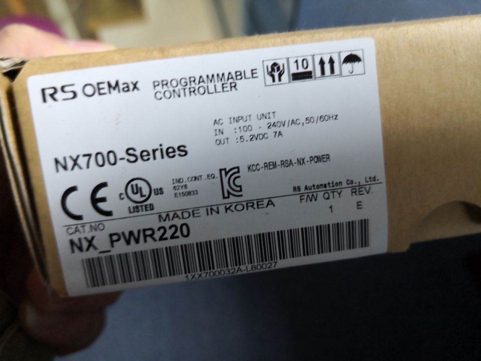oemax伺服csd5-01bx1便宜好用